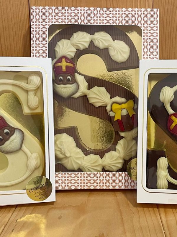 Chocoladeletters voor Sinterklaas